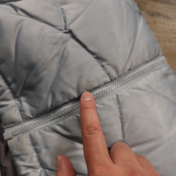 The North Face 550 goose down puffer jacket women's small ice silver blue - Picture 16 of 16